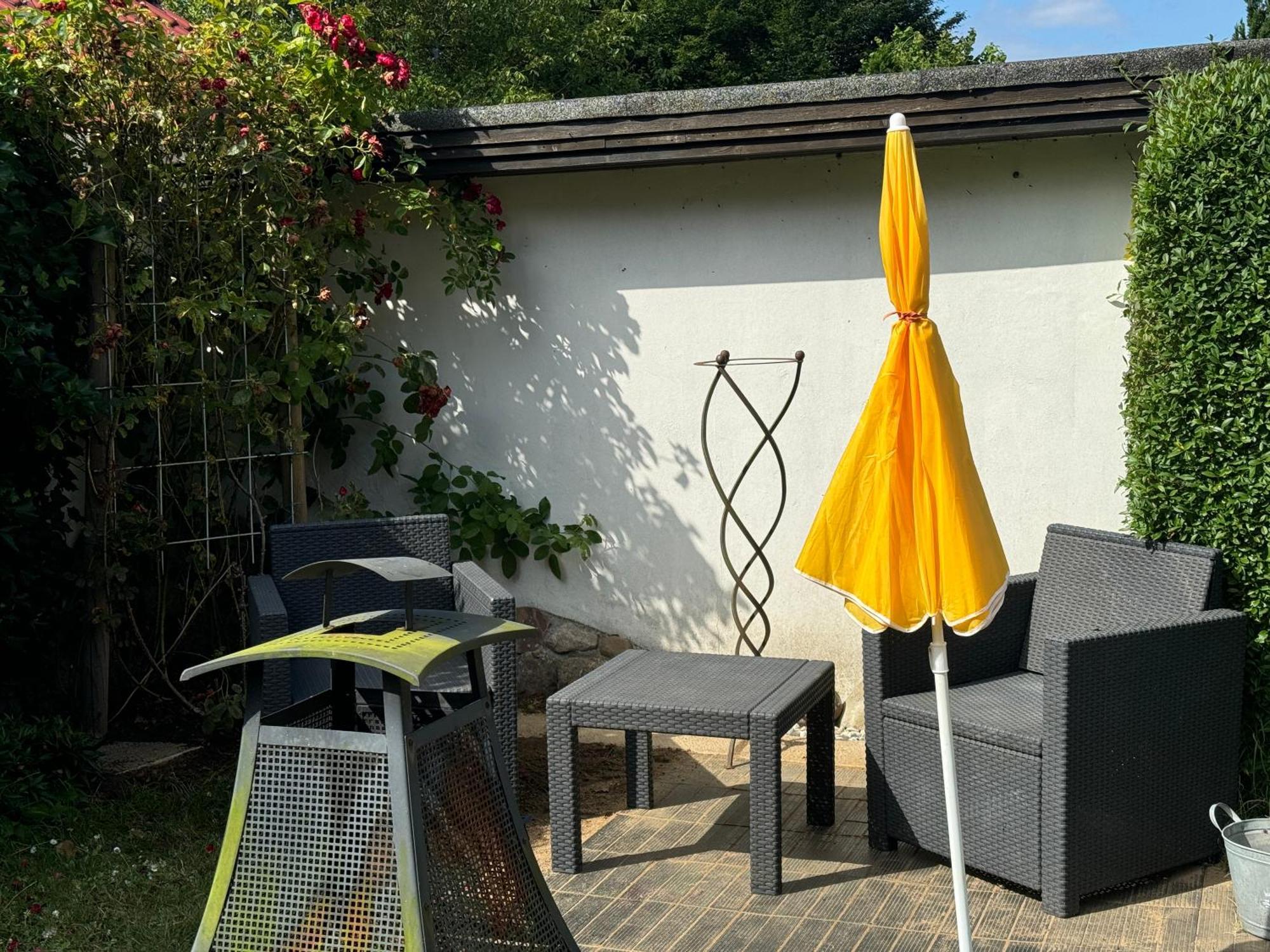 Zwei Und Luxus Mit Garten Apartment
