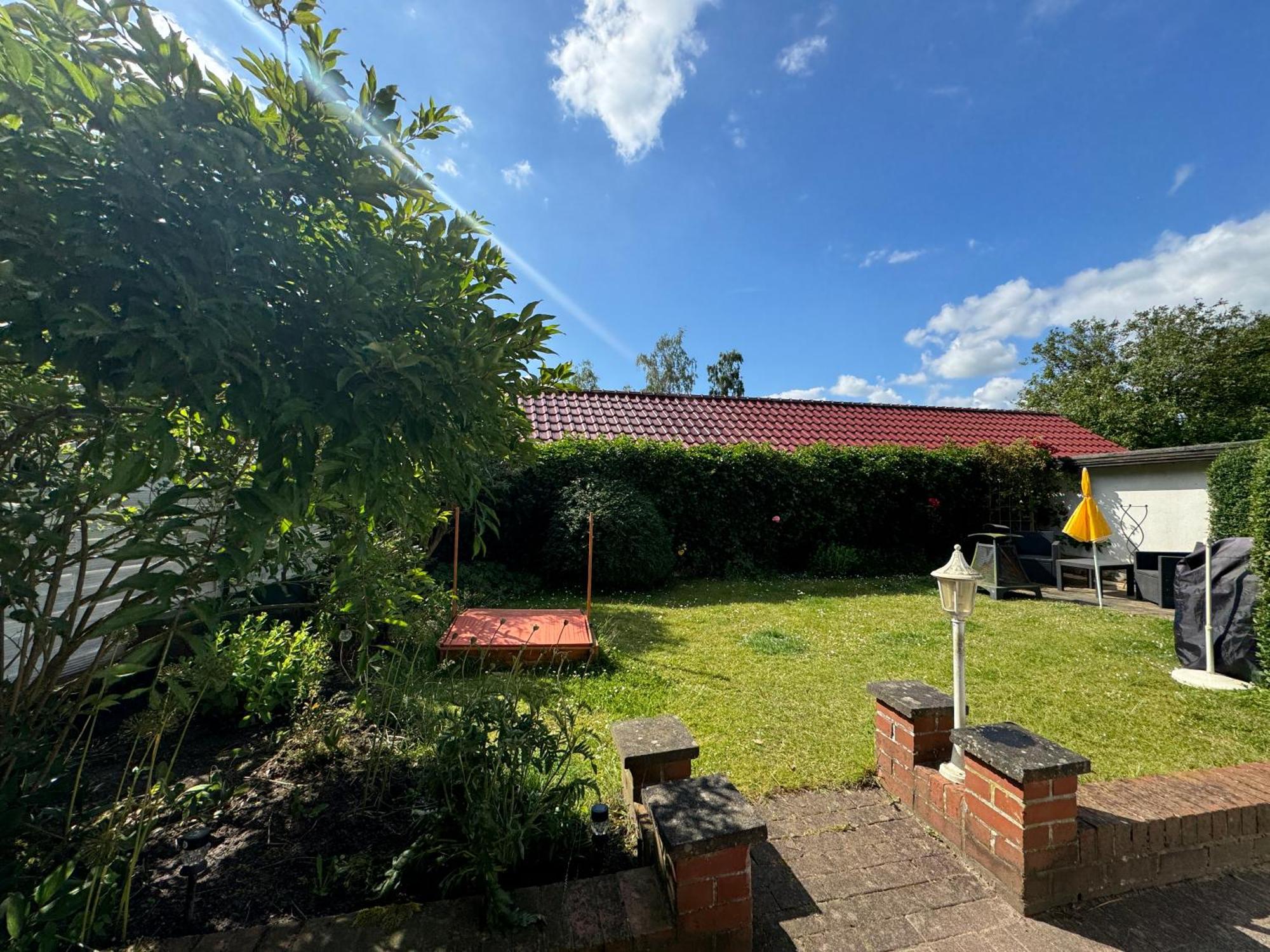 Zwei Und Luxus Mit Garten